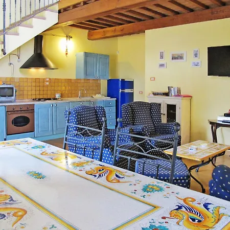 בית נופש Locazione Turistica Podere Caldaruccio - Per215 *